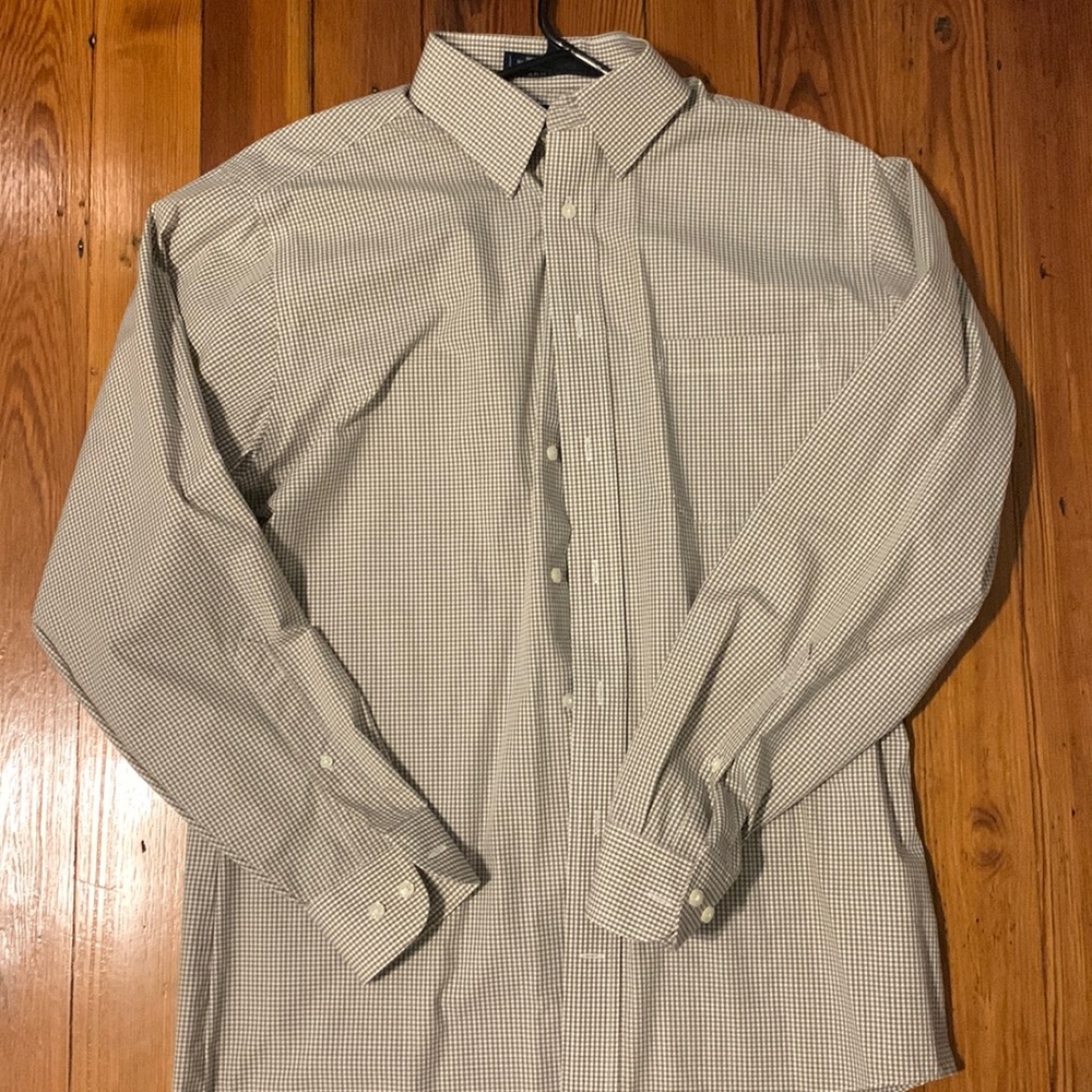 Stafford Wrinkle Free Fitted dress shirt